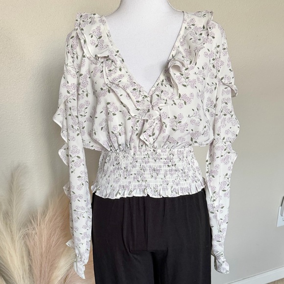NWT - Floral Ruffle Smocked Crop Blouse - Picture 3 of 13